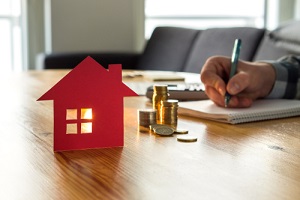 home insurance cost property value or rent on paper